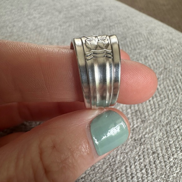 Rose Spoon Ring - Picture 11 of 15